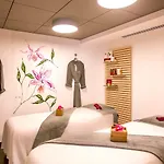 Hotel Royal - Luxury Hotel, Residence, &