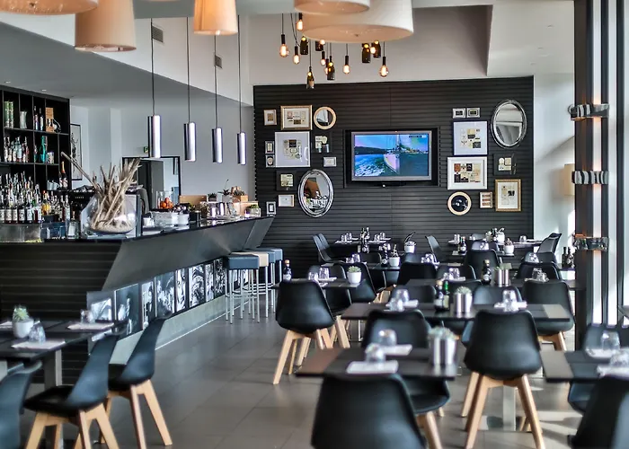 Hotel Royal - Luxury Hotel, Residence, & 4*