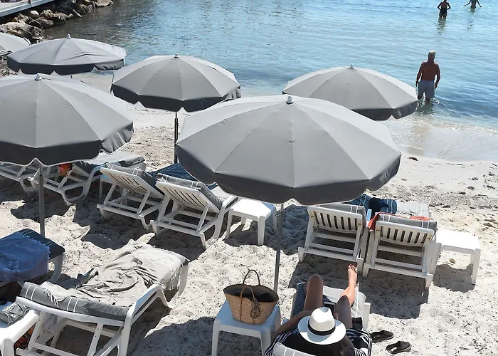 Royal - Luxury Hotel, Residence, & 4*