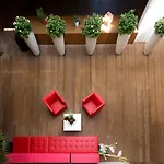 昂蒂布皇家沙滩及spa酒店 4*