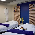 Royal - Luxury Hotel, Residence, & Antibes