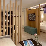 Royal - Luxury Hotel, Residence, & 4* Antibes