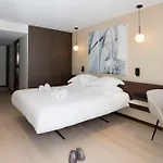 Royal - Luxury Hotel, Residence, &
