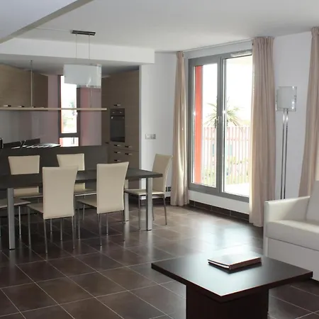 Royal - Luxury Hotel, Residence, & Antibes