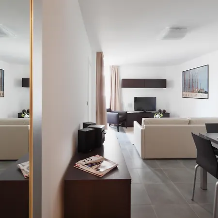 Royal - Luxury Hotel, Résidence, Beach&spa 4* Antibes