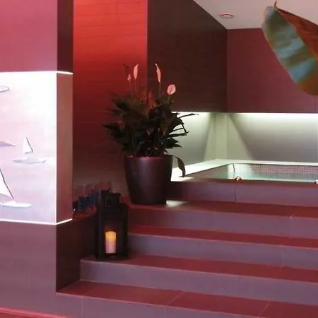 Royal - Luxury Hotel, Residence, &
