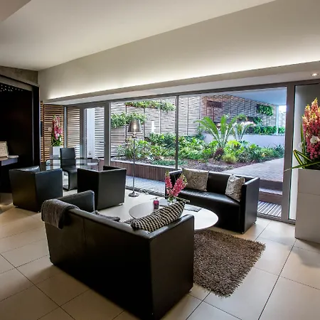 Royal - Luxury Hotel, Residence, & 4* Antibes