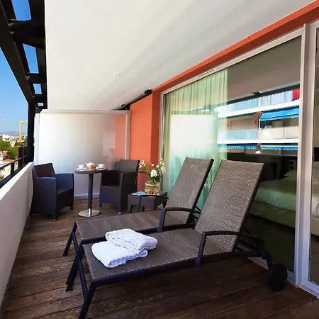 Royal - Luxury Hotel, Residence, & 4* Αντίμπ