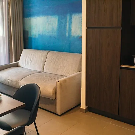 Royal - Luxury Hotel, Residence, & Antibes