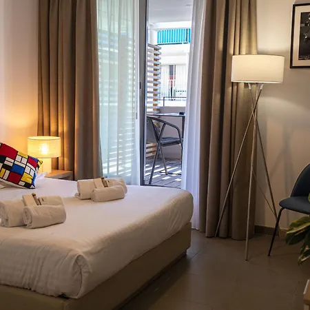 Royal - Luxury Hotel, Residence, & Hotel