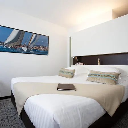 Hotel Royal - Luxury Hotel, Résidence, Beach&spa Antibes