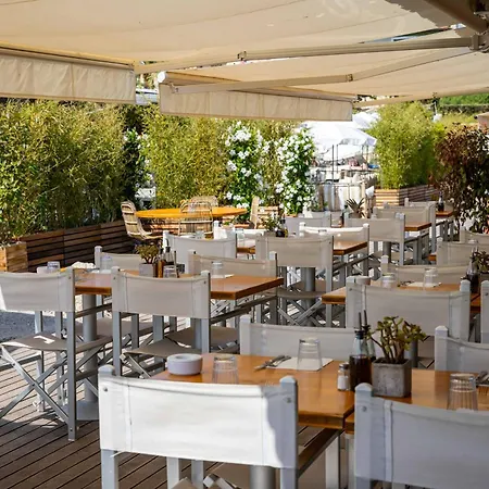 Hotel Royal - Luxury Hotel, Residence, & 4*