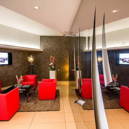 Royal - Luxury Hotel, Residence, &