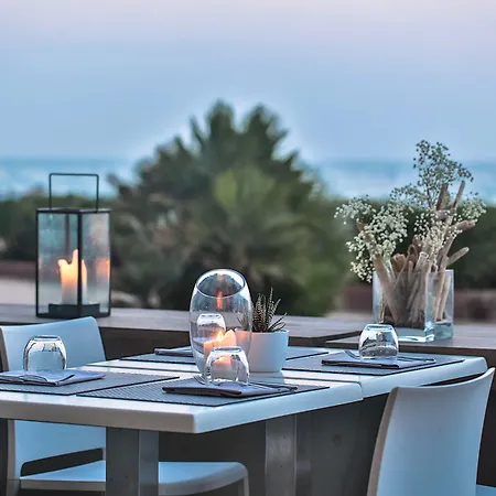 Royal - Luxury Hotel, Residence, & Antibes