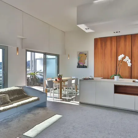 فندق رويال أنتيبز - لاكشري ريزيدنسز, بيتش&سبا