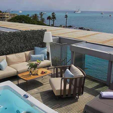 Hotel Royal - Luxury Hotel, Residence, &