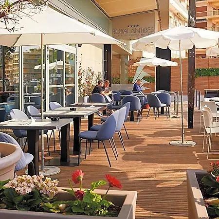 Royal - Luxury Hotel, Residence, & Antibes