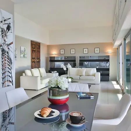 Royal - Luxury Hotel, Residence, & Antibes