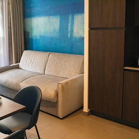 Royal - Luxury Hotel, Residence, & Hotel 4*