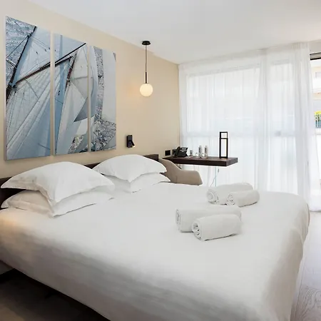 Hotel Royal - Luxury Hotel, Residence, & Antibes
