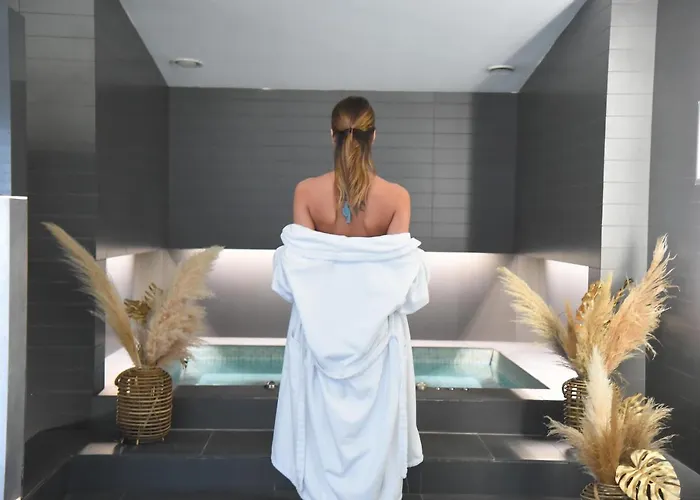 Royal - Luxury Hotel, Residence, & Hotel Antibes