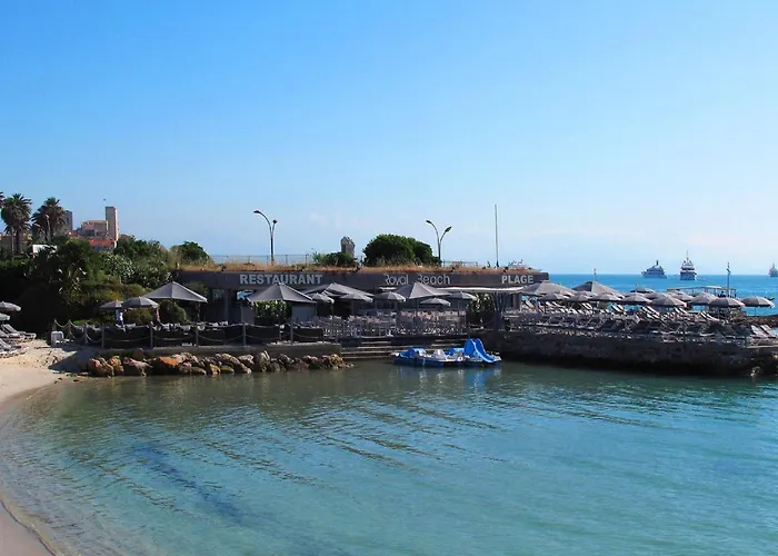 Royal - Luxury Hotel, Residence, & 4* Antibes