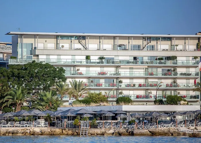 Royal - Luxury Hotel, Residence, &