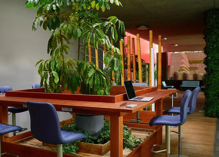 Royal - Luxury Hotel, Residence, &