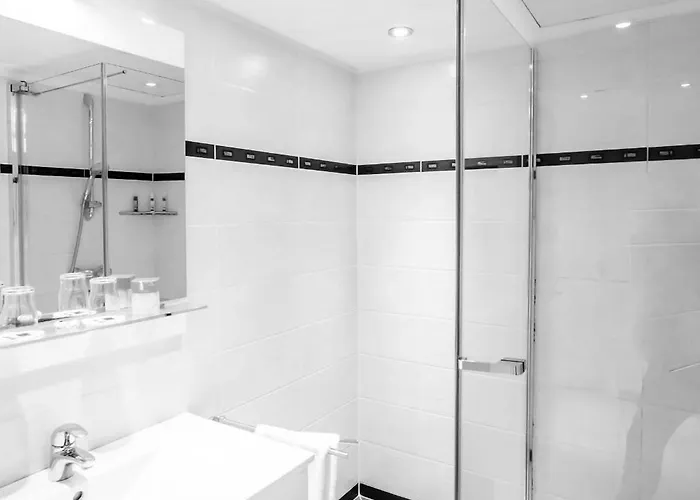 Hotel Royal - Luxury Hotel, Residence, & Antibes