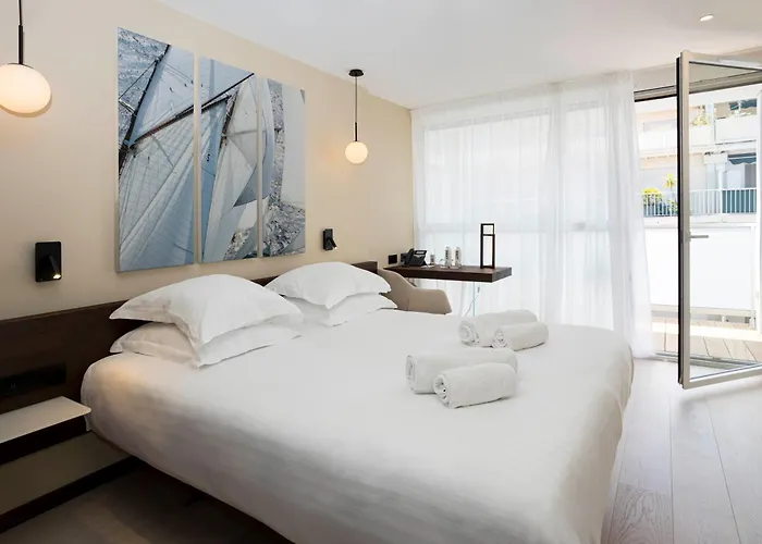 Royal - Luxury Hotel, Residence, & Hotel 4*