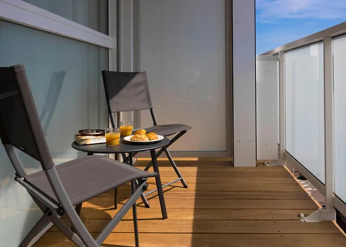 Royal - Luxury Hotel, Residence, & 4*