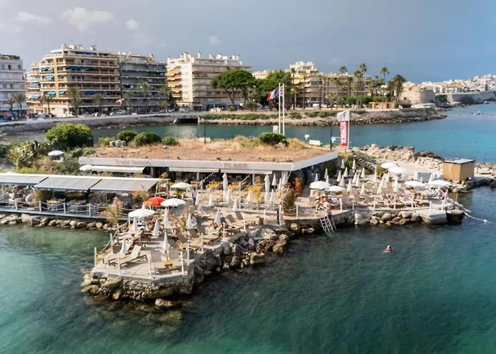 Hotel Royal - Luxury Hotel, Residence, & Antibes