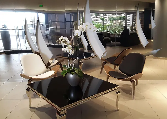 Royal - Luxury Hotel, Residence, & 4*