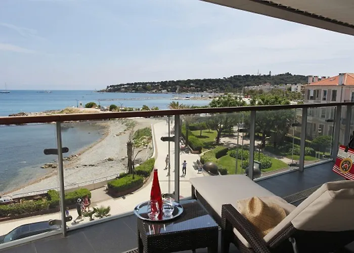 Hotel Royal - Luxury Hotel, Residence, & Antibes