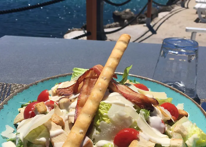 Hotel Royal - Luxury Hotel, Residence, & 4*