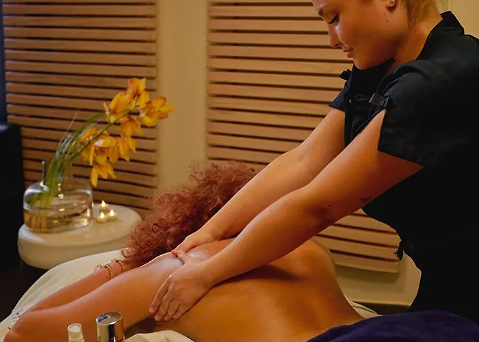 Royal - Luxury Hotel, Residence, & Hotel