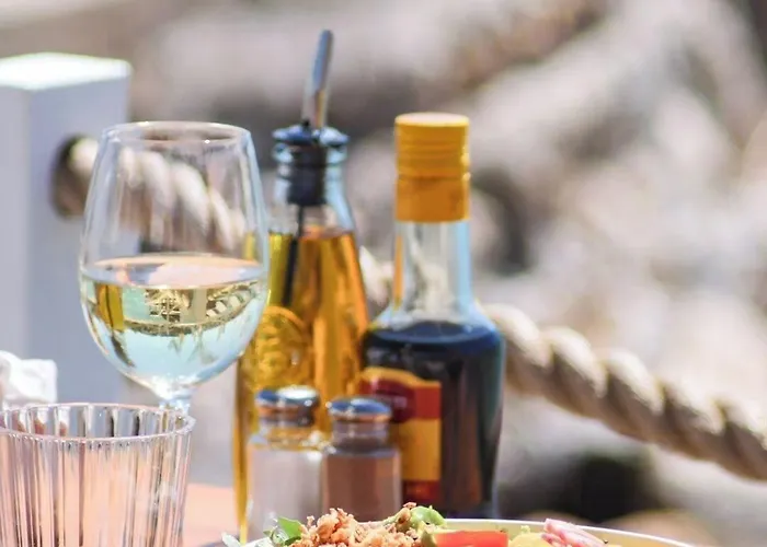 Royal - Luxury Hotel, Residence, & Hotel 4*