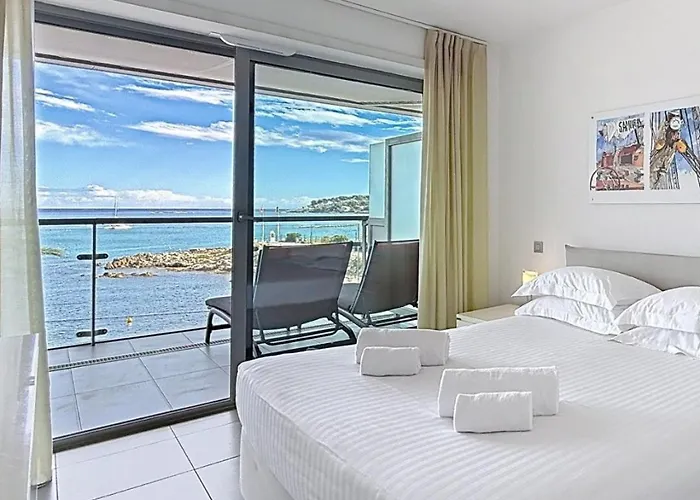 Royal - Luxury Hotel, Residence, & 4* Antibes